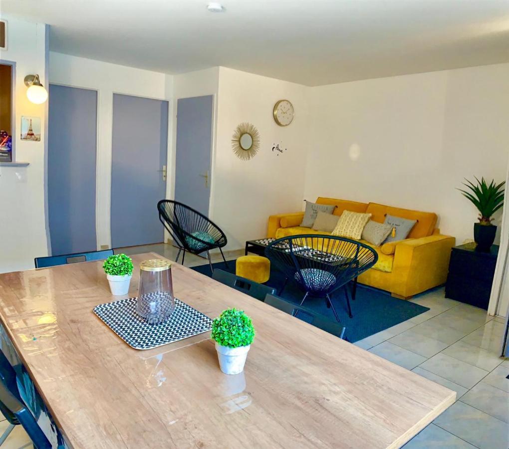 Appartement Eco 6 Personnes Magny-le-Hongre Esterno foto