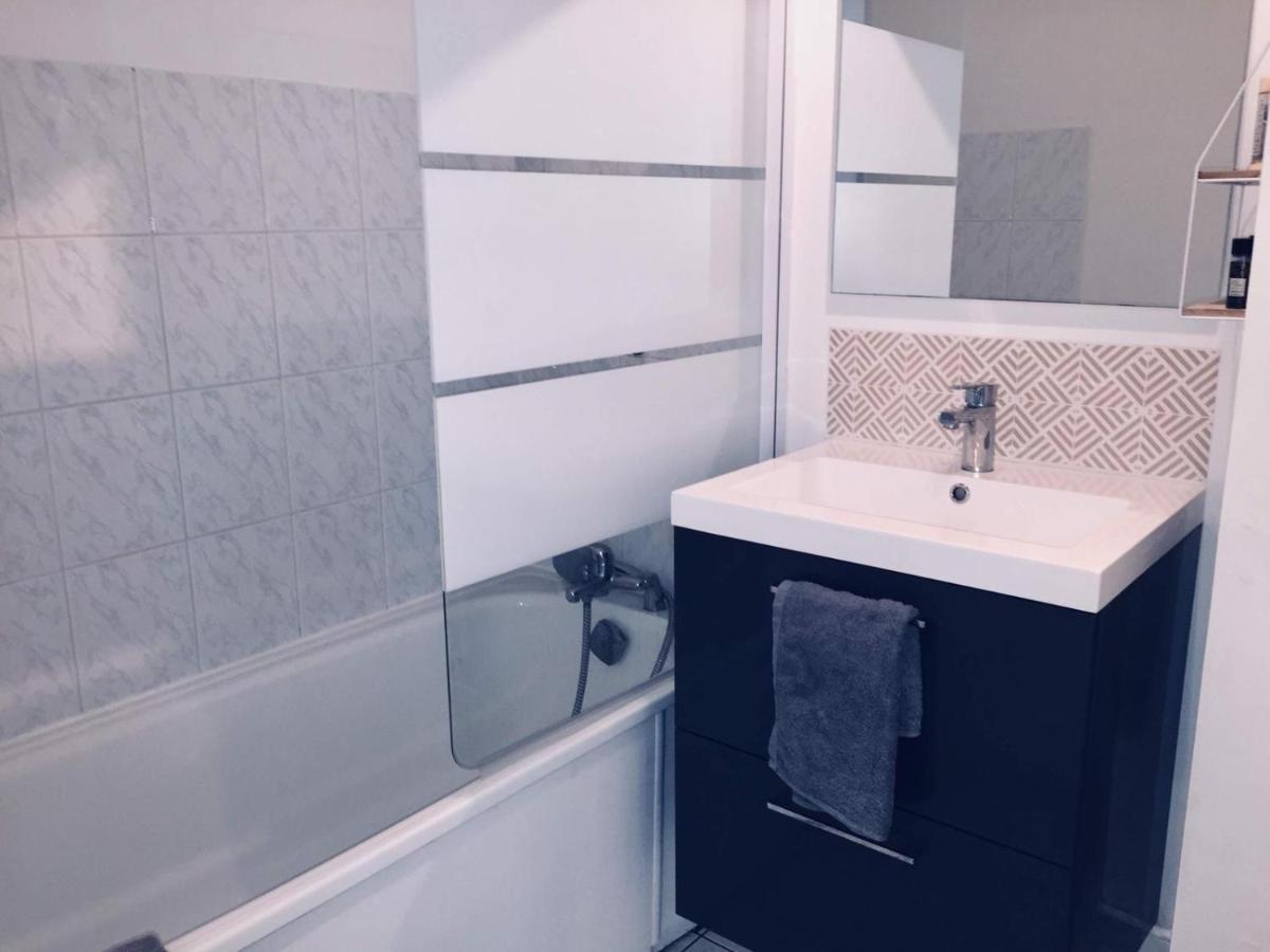 Appartement Eco 6 Personnes Magny-le-Hongre Esterno foto